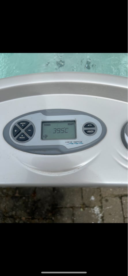 Hotspot propel 5 person spa / pool,