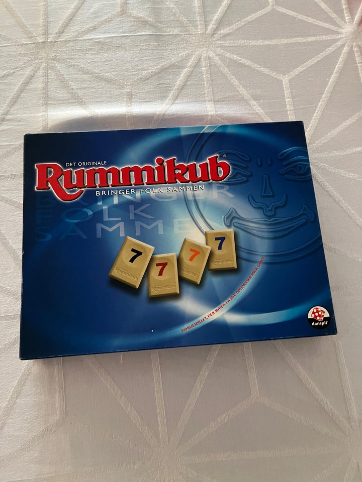 Rummikub Familiespil brætspil