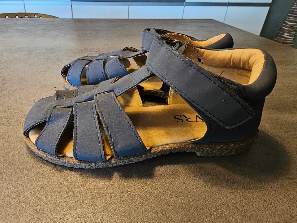 Sandaler str 28 Vrs