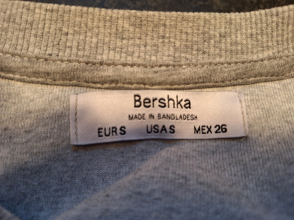 Top, Bershka, str. 36