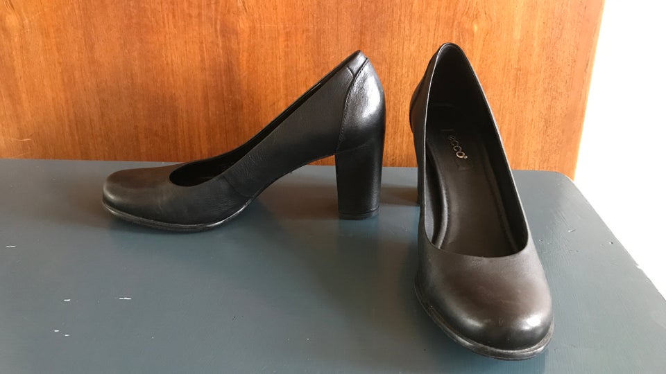 Pumps, str. 41, Ecco