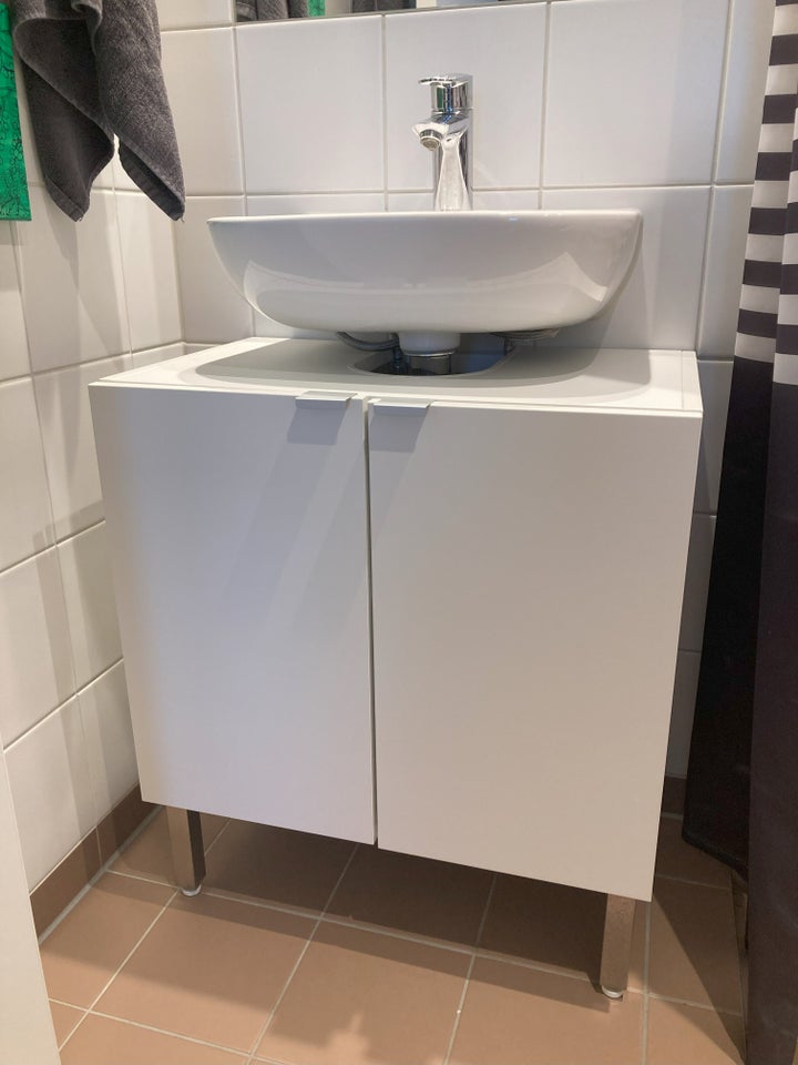 Badeværelsesskab, IKEA