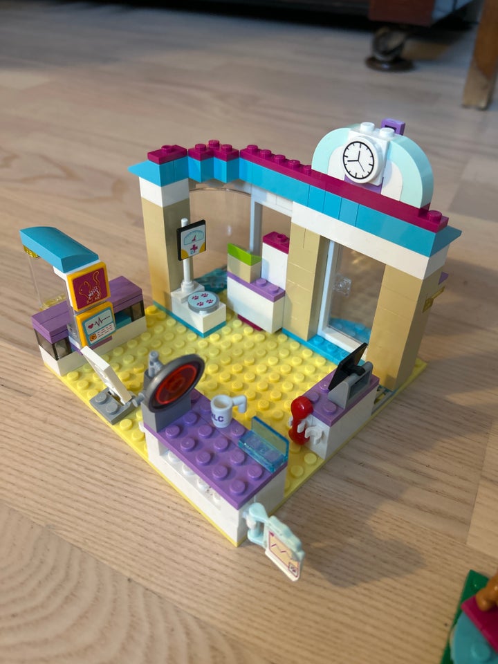 Lego Friends, Dyrlægeklinik nr