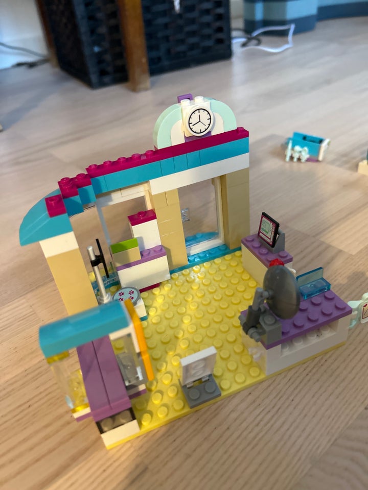 Lego Friends, Dyrlægeklinik nr