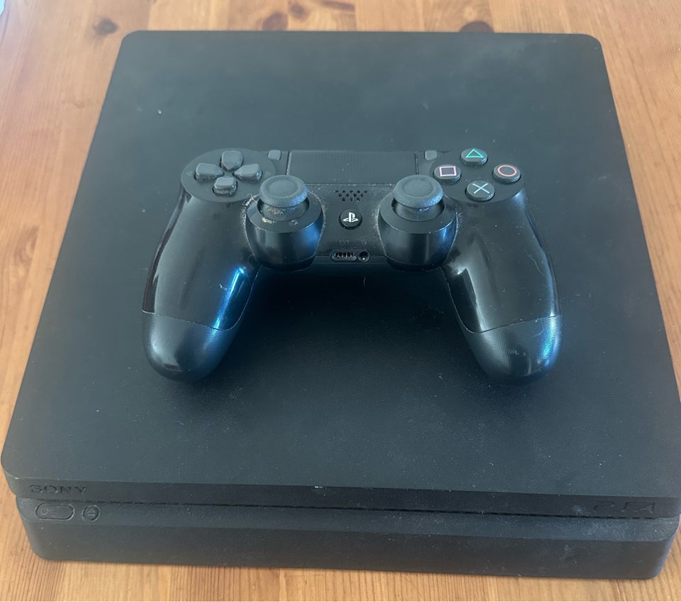 Playstation 4, CUH-2116A