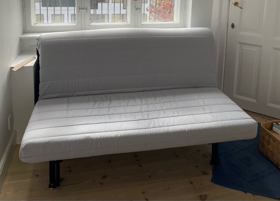 Sovesofa Ikea b: 140 l: 188 h: 39