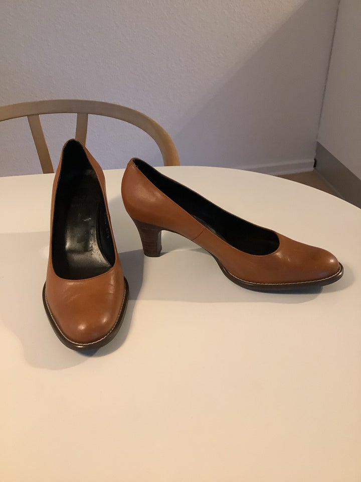 Pumps, str. 37,5, Billi bi