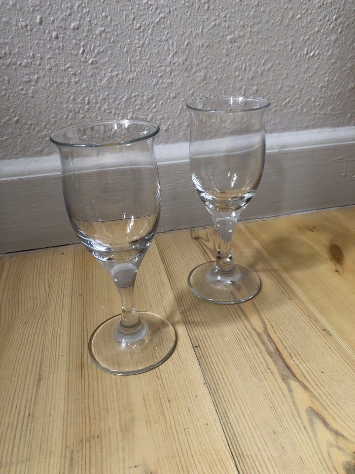 Glas, Rødvinsglas, Holmegaard