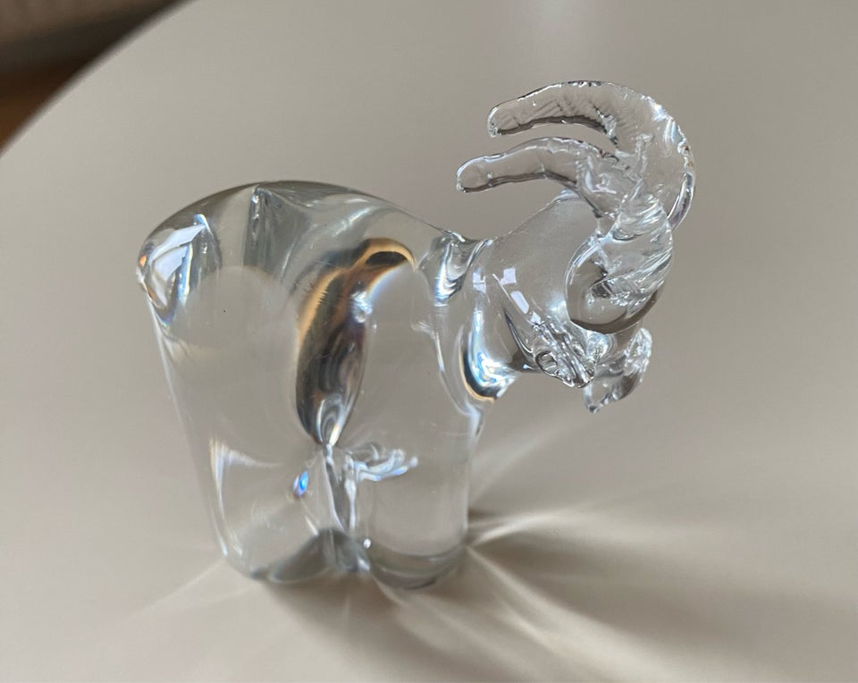 Glas figur af dyr