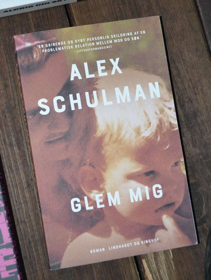 Glem mig, Alex Schulman, genre: