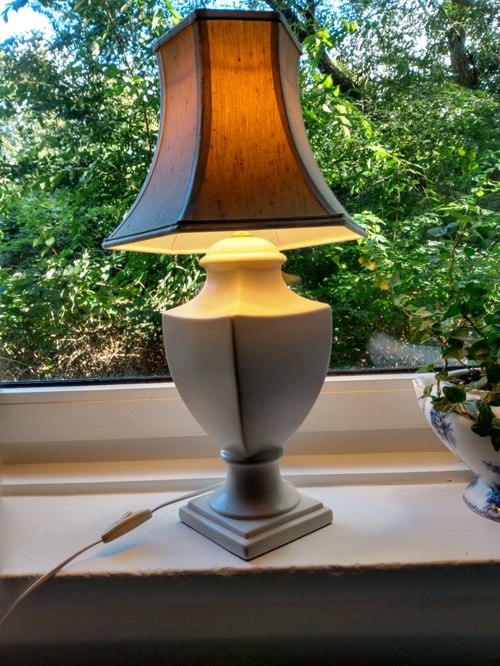 Anden bordlampe, Bordlampe