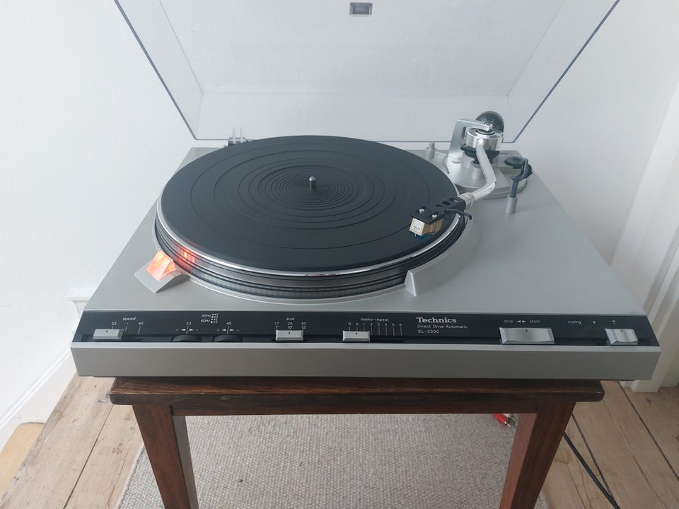 Pladespiller, Technics, SL-3300