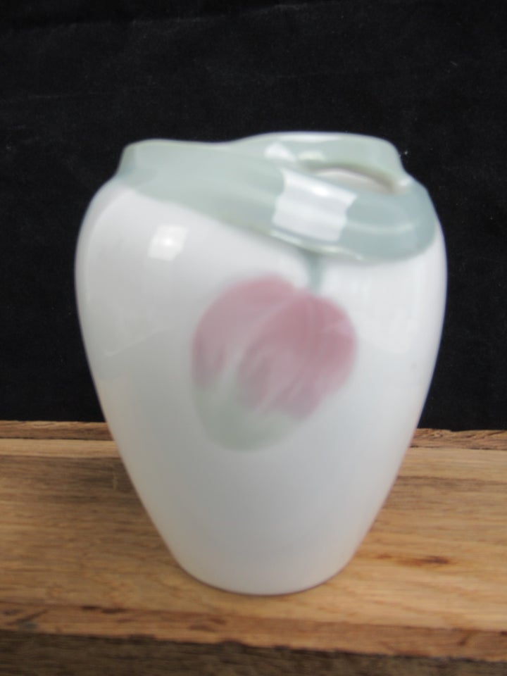 Art Nouveau Vase Rörstrand