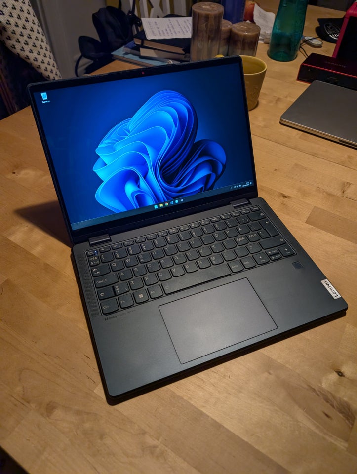 Lenovo Yoga 6 13ABR8 7, AMD Ryzen 7