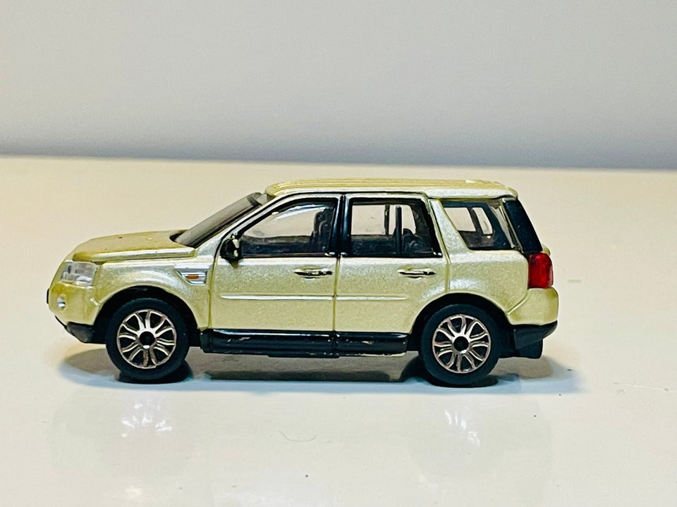 Modelbil, Bburago Freelander 2,