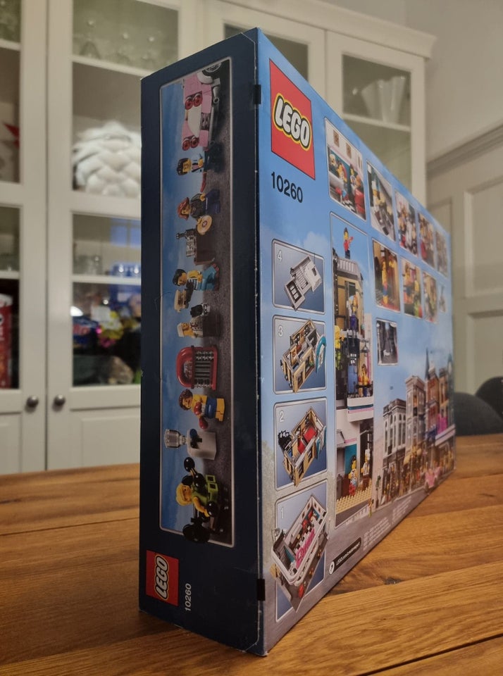 Lego Creator 10260