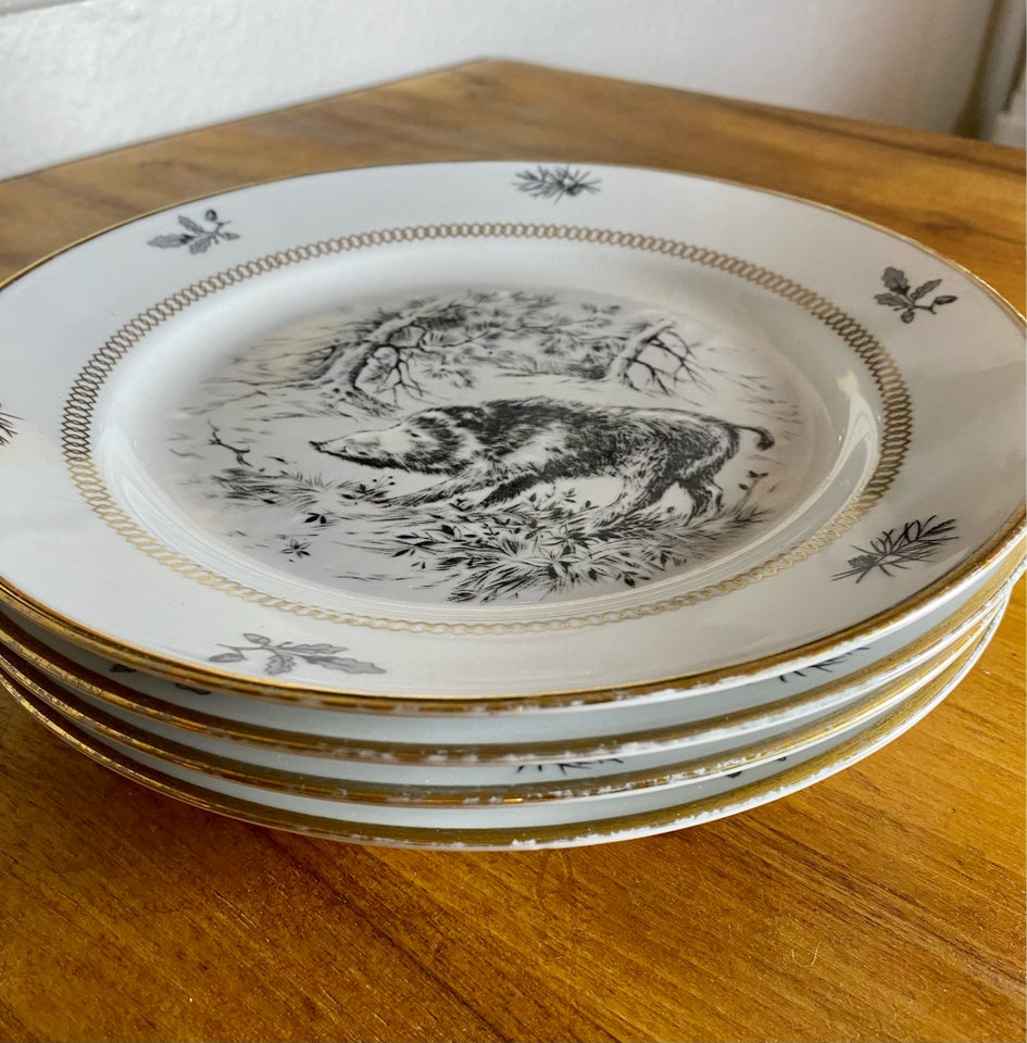 Porcelæn, 4 middagstallerkener ,