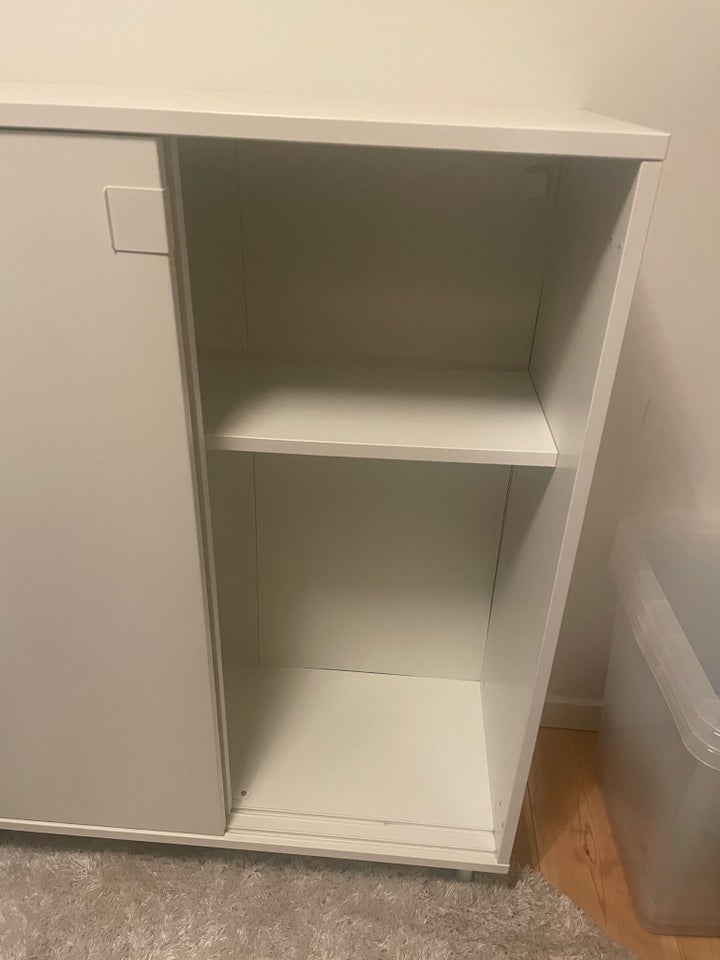 Andet skab, Ikea