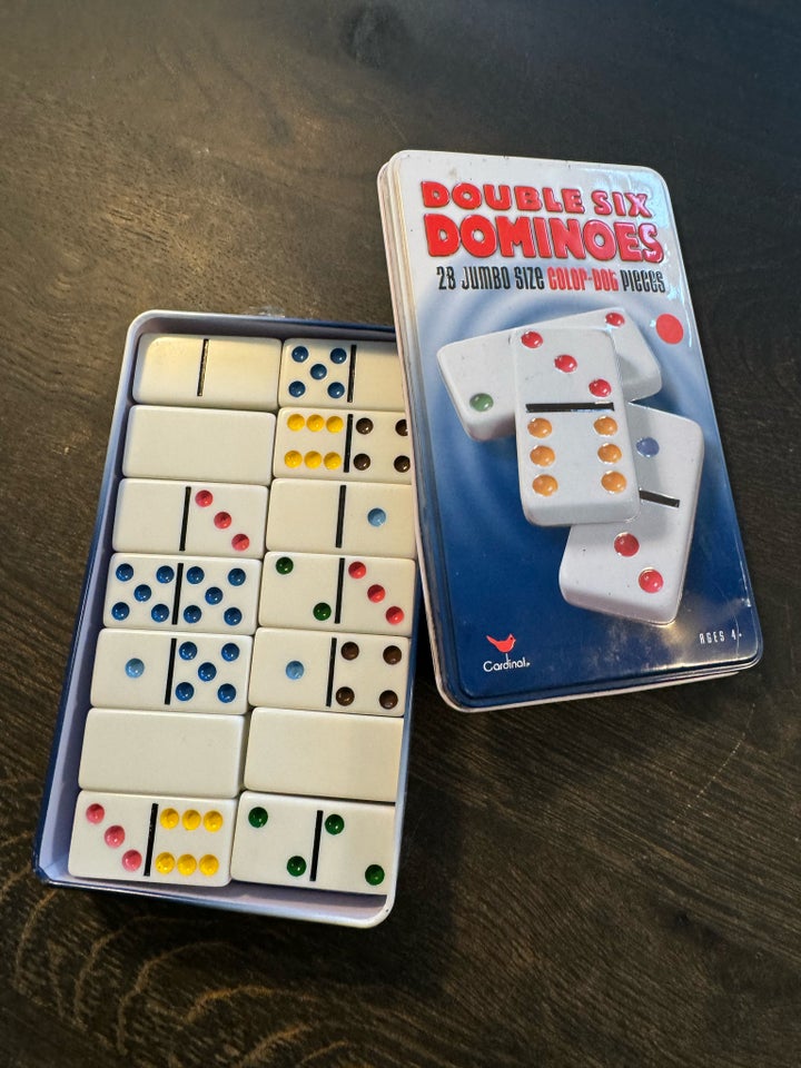 Double six dominos , brætspil