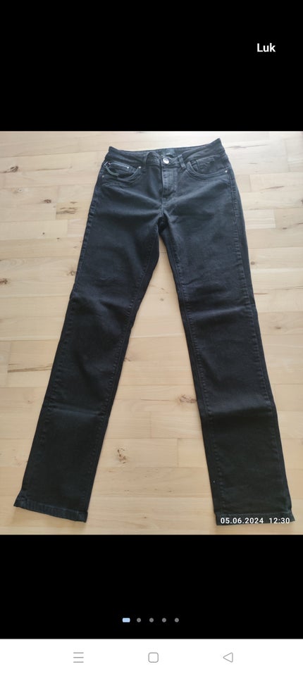 Jeans, Kan se på billede, str. 32