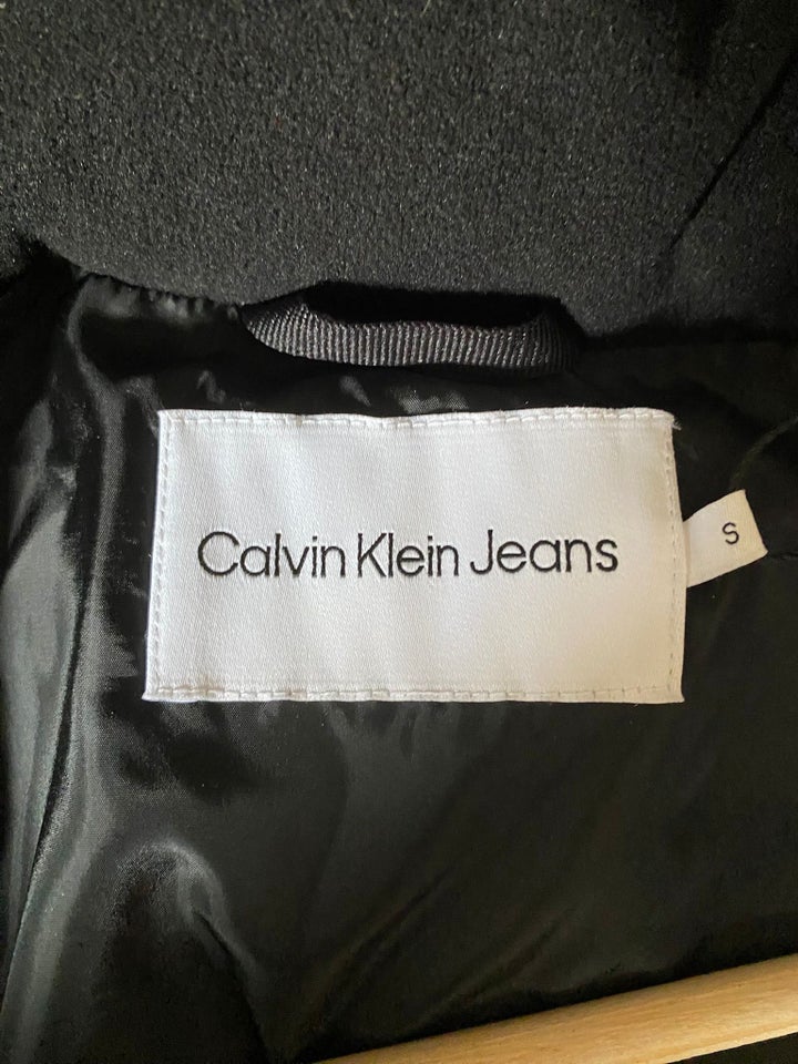 Jakke, str. 38, Calvin Klein