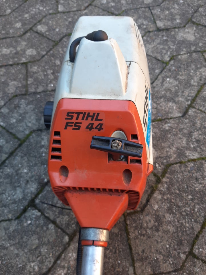 Græstrimmer, Stihl FS 44