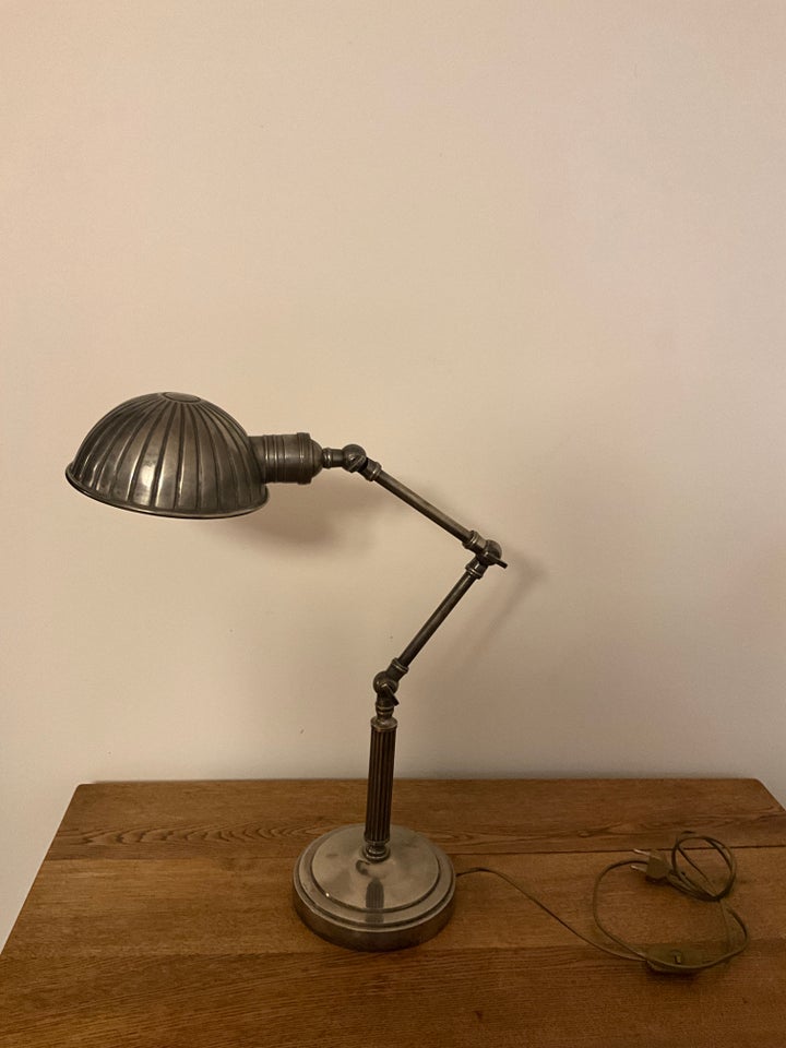 Skrivebordslampe