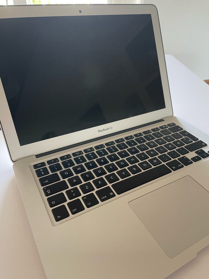 MacBook Air A1466 14 GHz GHz