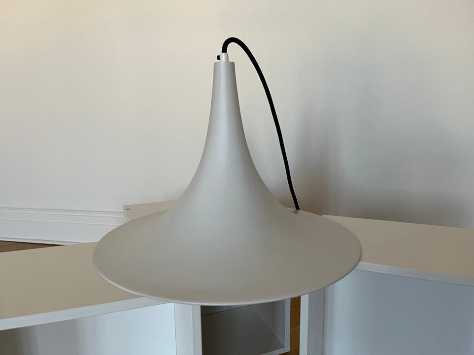 Anden loftslampe,