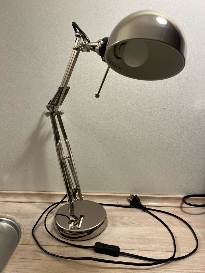 Skrivebordslampe, IKEA