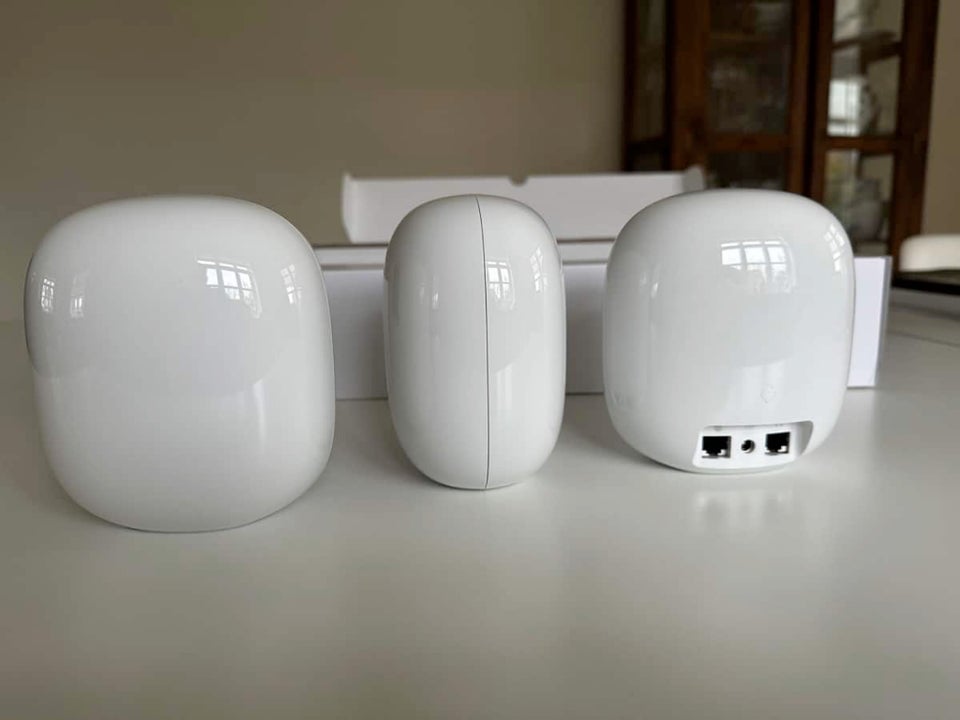 Router, wireless, Google Nest Pro