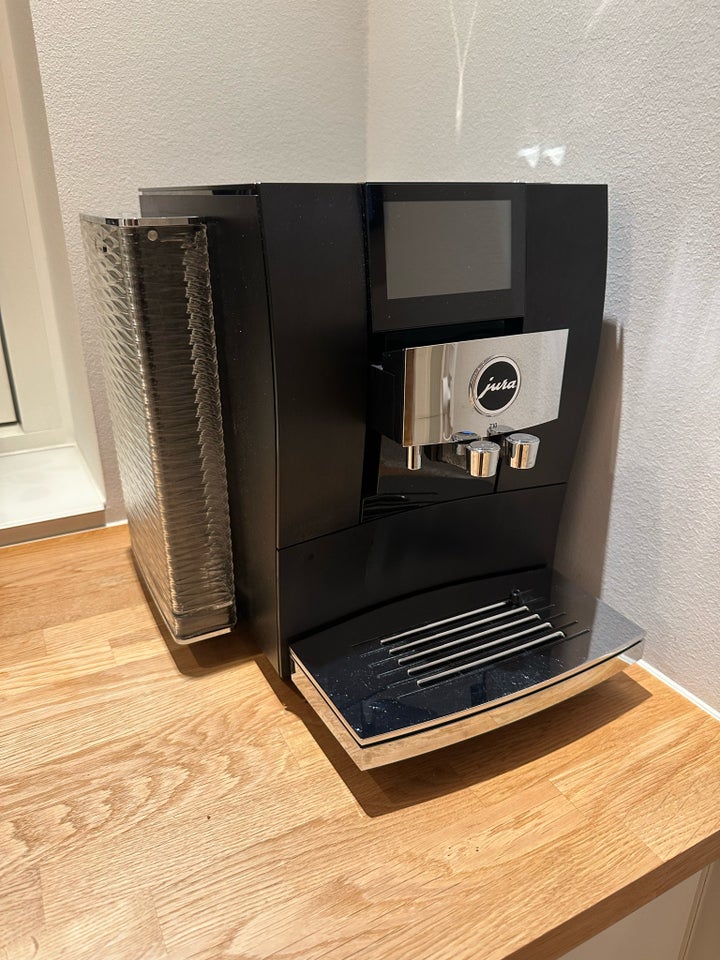 Fuldautomatisk kaffemaskine 