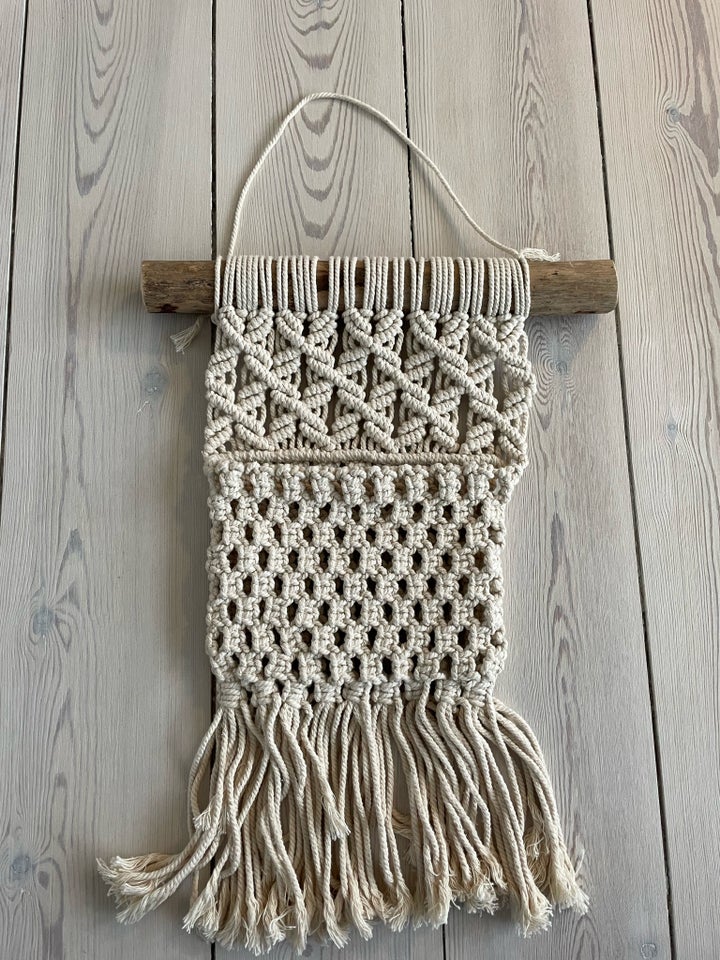 Macrame, Ukendt