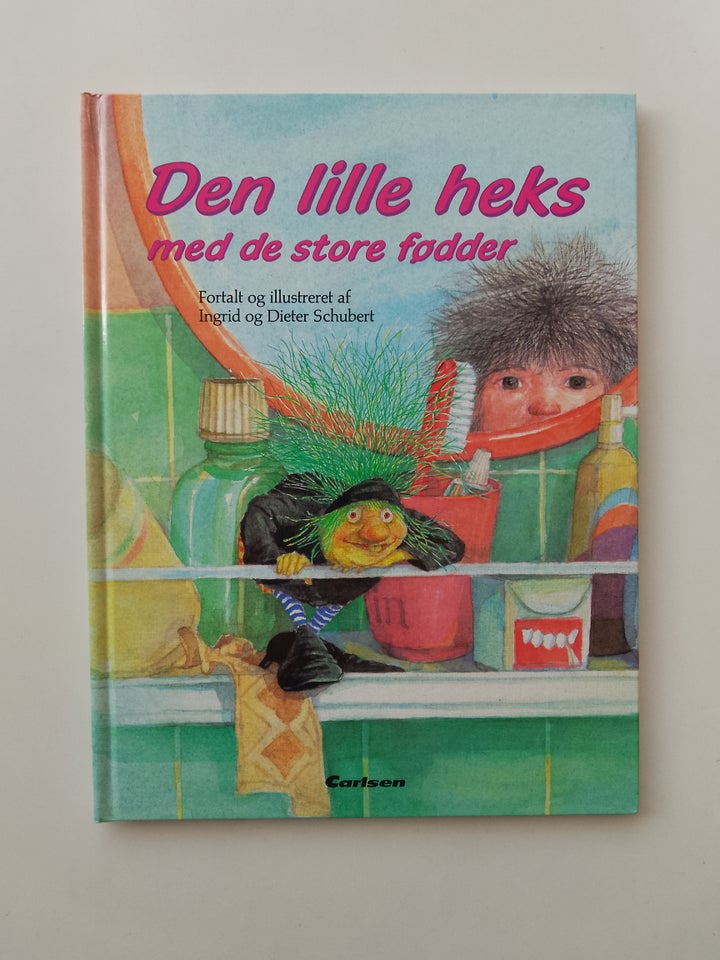 Den lille heks med de store fødder,