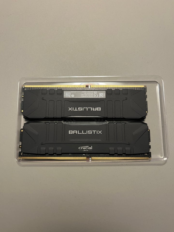 Crucial Ballistix, 2x8 - 16GB, DDR4