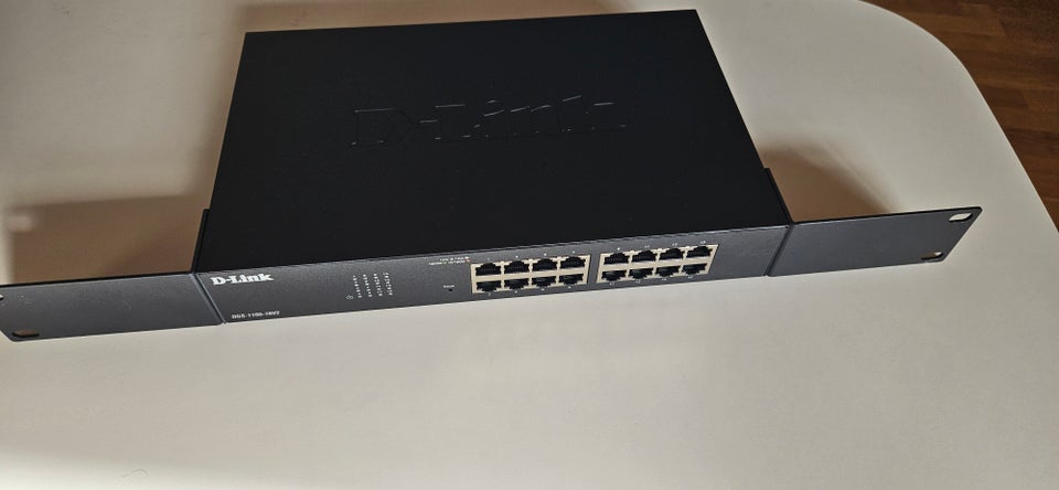 Switch, D-Link DGS-1100-16V2