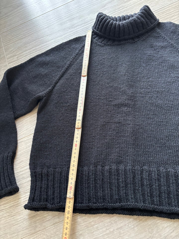 Sweater, Amy fra Petitknit , str. 40