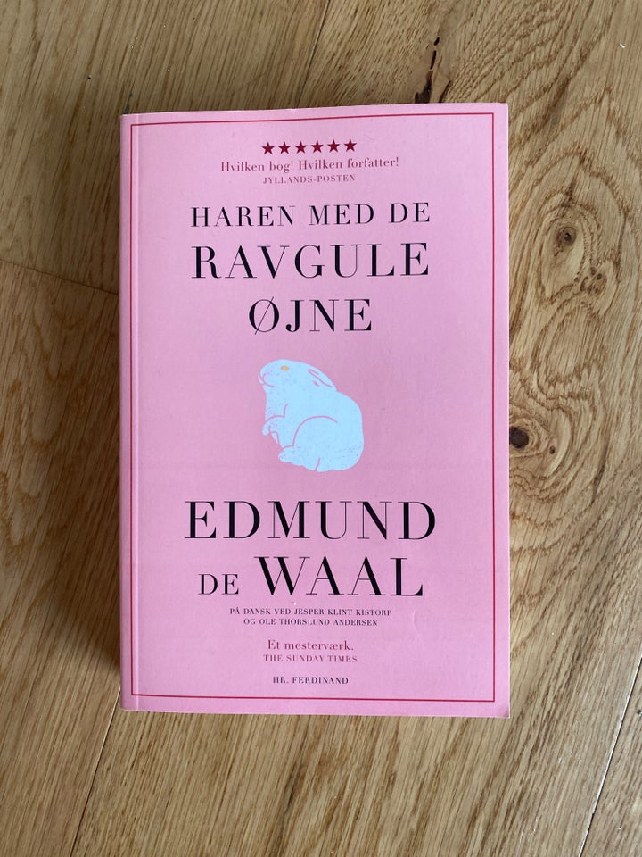 Haren med de ravgule øjne, Edmund de