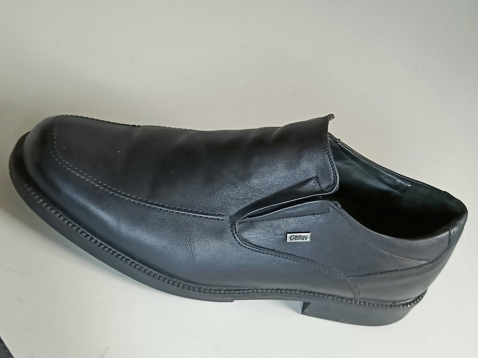 Loafers, 45 Gallus, str. 45