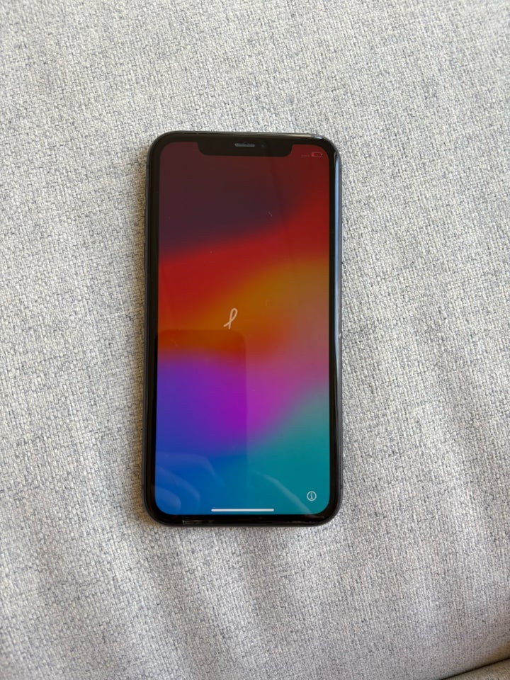 iPhone 11, 128 GB, sort