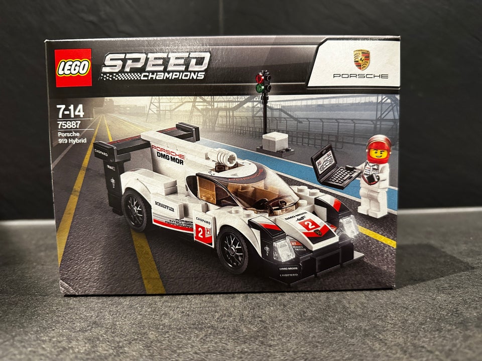 Lego Exclusives 75887