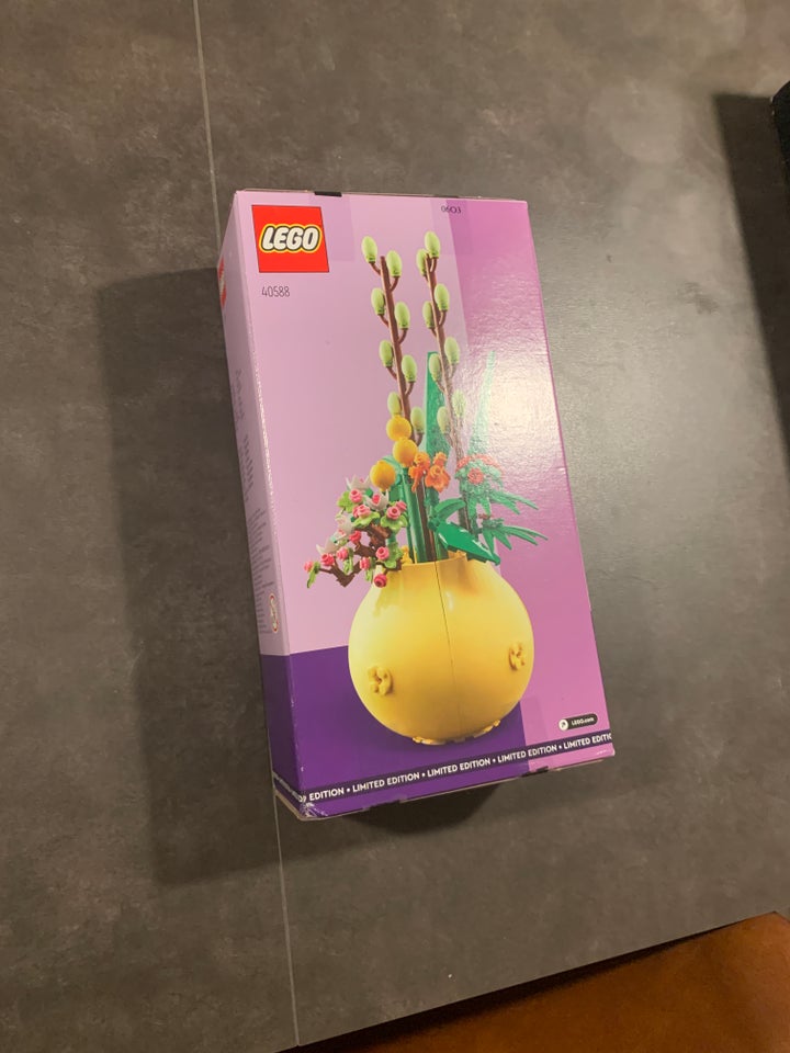 Lego Exclusives, 40588