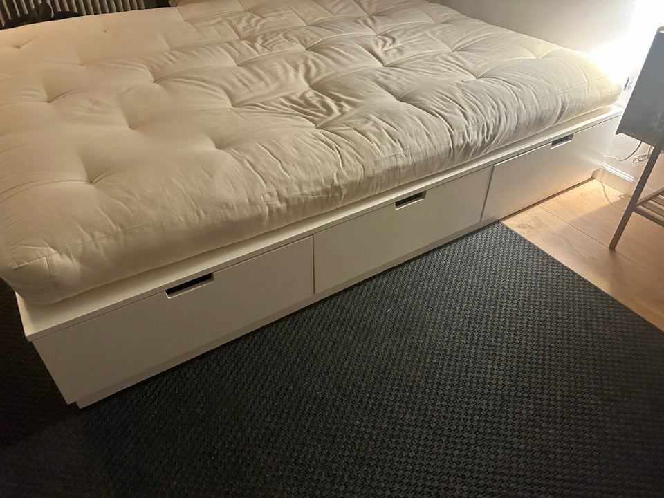 Sengeramme, IKEA, b: 160 l: 200 h: 30