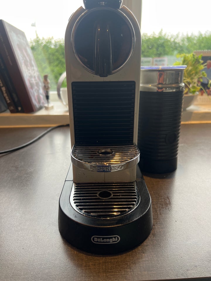 Citiz  Milk Nespresso DeLonghi