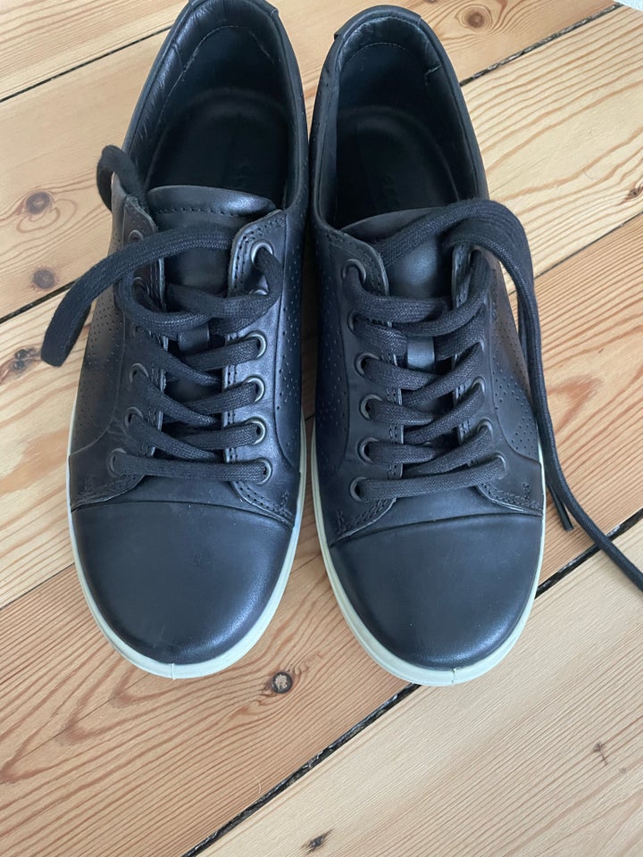 Sneakers str 37 Ecco