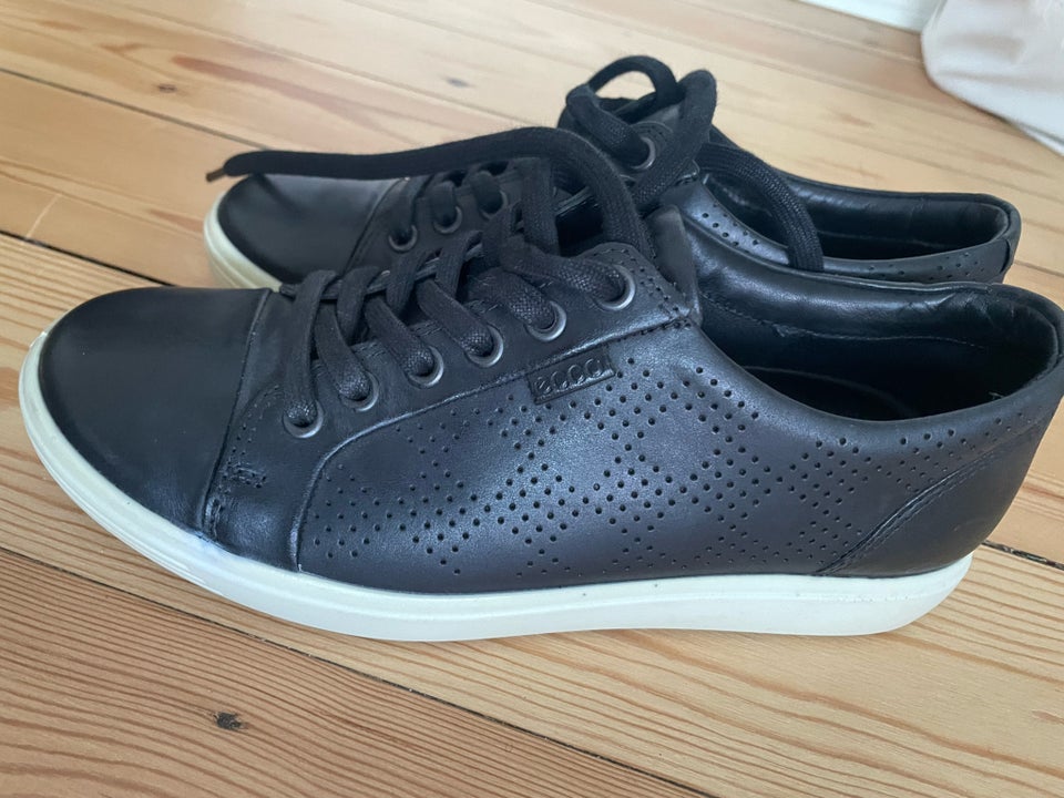 Sneakers str 37 Ecco