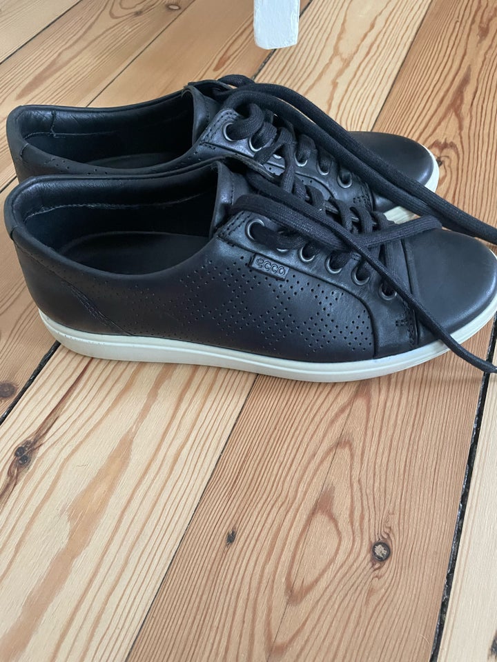 Sneakers str 37 Ecco