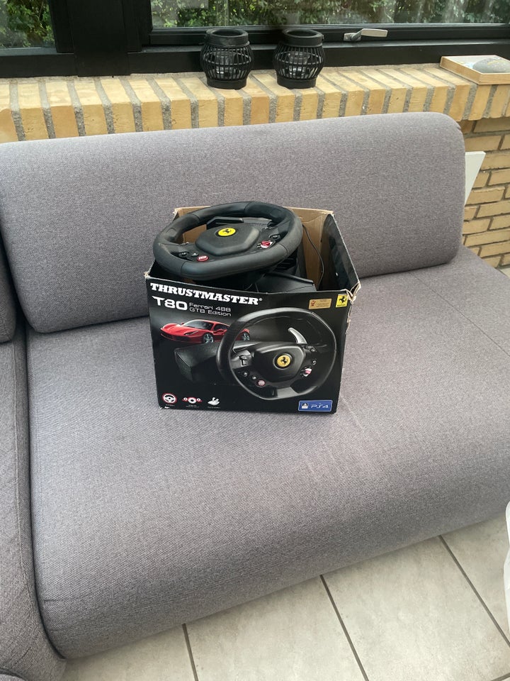 Andet Thrustmaster