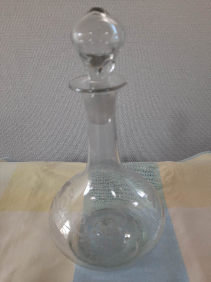 Gammel karaffel i klar glas 23 cm