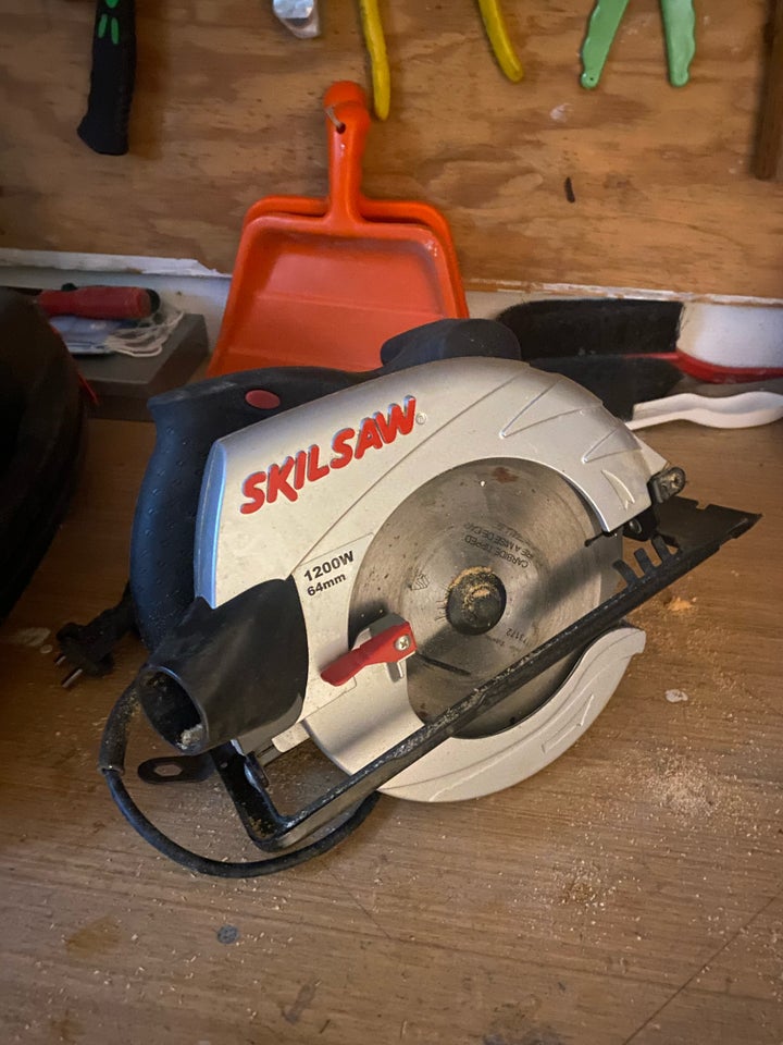 Stiksav, Skilsaw